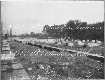 Les chantiers des Invalides.- Rigoles et fondations.1900年博 アンヴァリッドの工事現場 － 溝と基礎