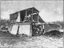 "Les embarras de Paris.- 1.Puits d'amorce pour les travaux du Métropolitain, aux Champs-Elysées, devant l'ancien Palais de l'Industrie." 1900年博 パリの迷惑物 － 1.シャン＝ゼリゼの旧工業館前にある地下鉄工事用の井戸