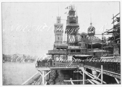 Au quai d'Orsay.- Le Pavillon suédois en construction (Fevrier).1900年博 オルセー河岸 － 建設中のスウェーデン館（2月時点）