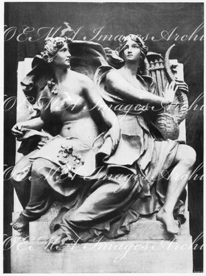 La statuaire du Grand Palais.La Poésie et la Musique.1900年博 グラン・パレの彫刻 － 「詩と音楽」