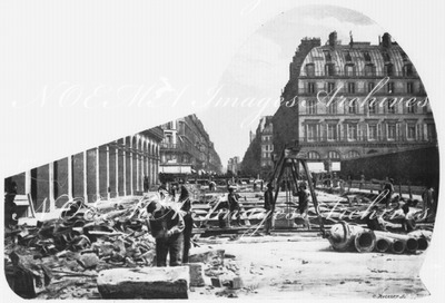 "Le métropolitain municipal.- Chantier rue de Rivoli, le long des jardins du Louvre." 1900年博 パリ市地下鉄 － ルーヴル公園沿いのリヴォリ通り工事現場