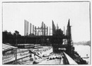 "Les chantiers du Cours-la-Reine.Le Palais des congrés, vu du pont de l'Alma." 1900年博 クール・ラ・レーヌの工事現場 アルマ橋から見た会議場