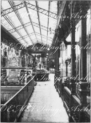 Aux Invalides.- La galerie de la verrerie.1900年博 アンヴァリッド会場 － ガラスのギャラリー