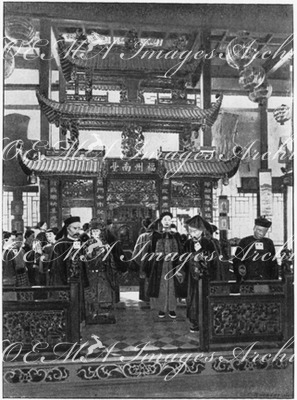 Le Palais de la Chine.- Mannequins et costumes.1900年博 中国館 － 衣装を着たマネキン