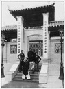 L'Indo-Chine.- La porte intérieure du Palais de Co-Loa.1900年博 インドシナ館 － コ・ロア館の内門