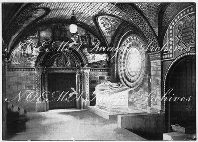Les collections du Pavillon de la Hongrie.- Le grand vestibule.1900年博 ハンガリー館のコレクション － 大玄関ホール