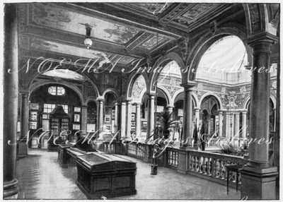 Le Pavillon de Monaco.- Le patio et les portiques du rez-de-chaussée.1900年博 モナコ館 － 1階の中庭と柱廊