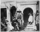 Spahis et cavaliers indigènes a la section algérienne.1900年博 アルジェリアコーナーでの原住民騎兵たち