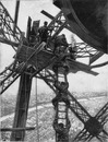 L'Exposition de Paris. - Supplément au N°5. : Au sommet de la tour Eiffel : La descente des ouvriers. パリ万博 付録 5. エッフェル塔の頂上 職人たちが降りるところ