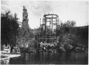 Au Champ-de-Mars.- Etat d'avancement du Palais lumineux Ponsin.1900年博 シャン・ド・マルス会場 － ポンサンの光の宮殿の建設進展状況