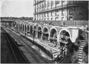 "La ligne Courcelles-Champ-de-Mars.- Mur de soutenement, a arcades, du boulevard Jules-Sandeau." 1900年博 クールセル・シャン・ド・マルス線 － ジュール・サンド通り沿いに作られたアーケード付き支承