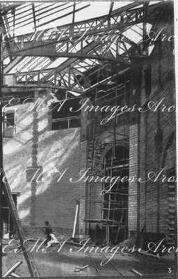 Les palais des Champs-Elysées.- Etat d'avancement des travaux en mars 1899.5.Petites tribunes dans les angles du hall (Grand Palais).1900年博 シャン＝ゼリゼ会場 － 1899年3月時点の工事進展状況 5.ホール角の小さな階廊（グラン・パレ）