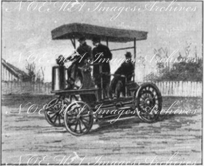 Voiture automobile au remisage.1900年博 車庫の自動車