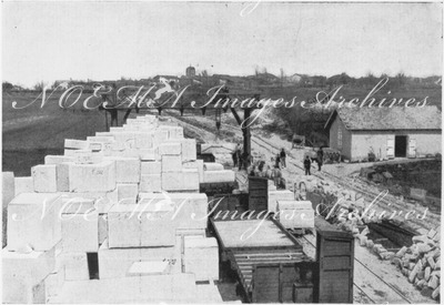 Les materiaux de l'Exposition.- Sorties et raccords des voies ferrées de la carriere souterraine de Savonnieres.1900年博 博覧会の資材 － サヴォニエールの地下採石場へ通じる線路の出口とポイント